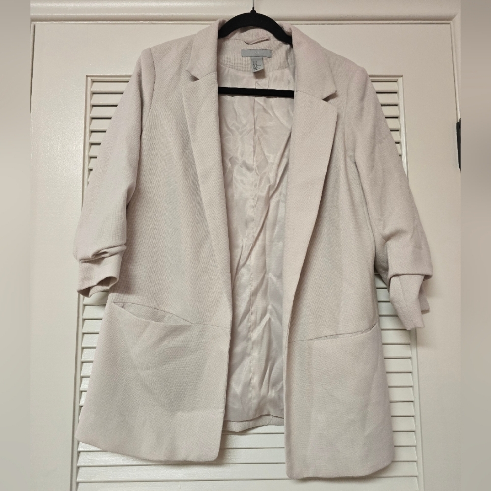 H&M - Off-White 3/4 Sleeves Office Business Casual Blazer Jacket With Pockets